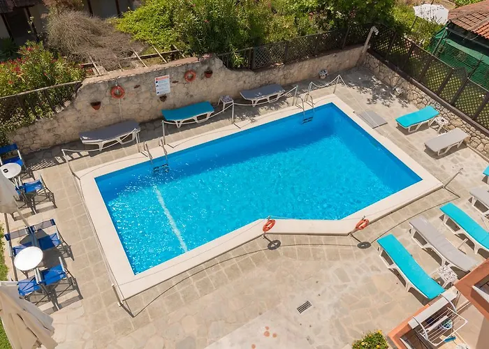 Apartmanhotel Oscar 4*